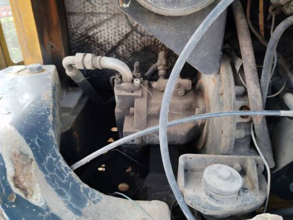 雷沃重工FR85履帶式挖掘機(jī)