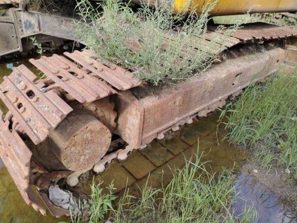 雷沃重工FR85履帶式挖掘機(jī)