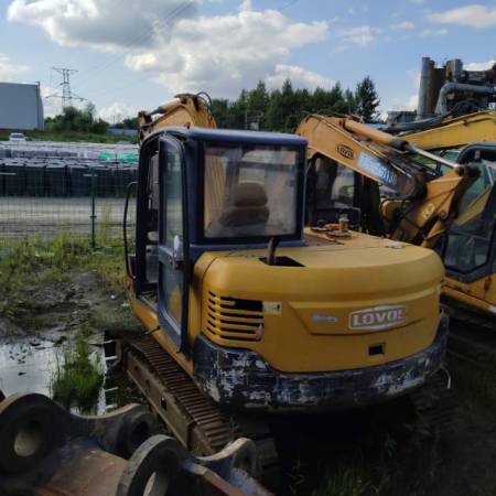 雷沃重工FR85履带式挖掘机