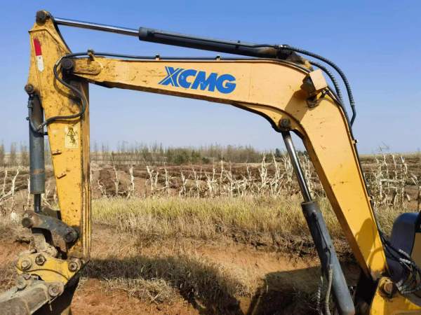 徐工XE55D履帶式挖掘機