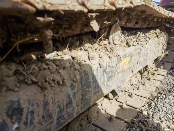 徐工XE26U履帶式挖掘機(jī)