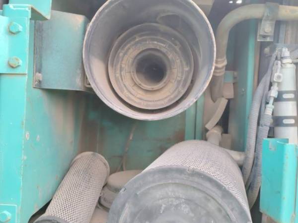 神鋼SK260履帶式挖掘機(jī)