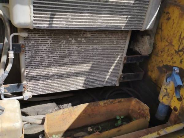 小松PC270-7履帶式挖掘機(jī)