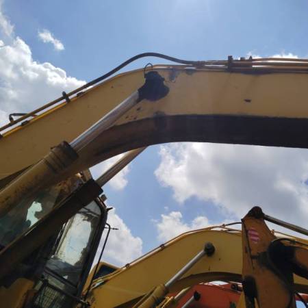 小松PC270-7履带式挖掘机