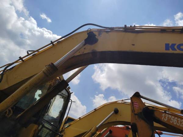 小松PC270-7履帶式挖掘機(jī)