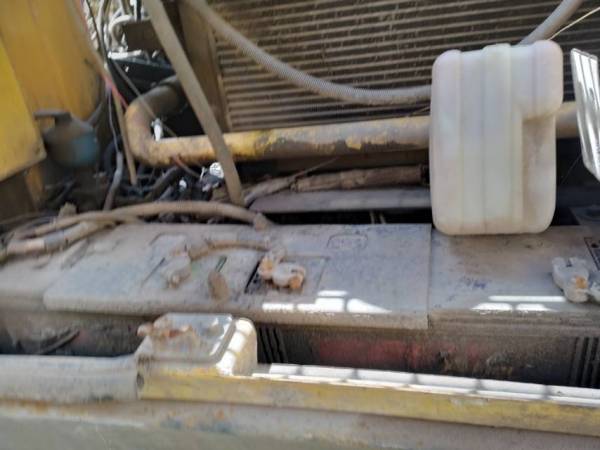 玉柴YC135-8履帶式挖掘機