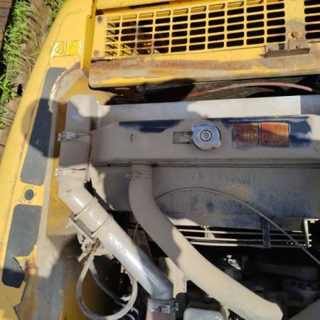 玉柴YC135-8履带式挖掘机