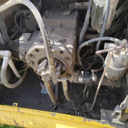 住友SH360HD-5履带式挖掘机