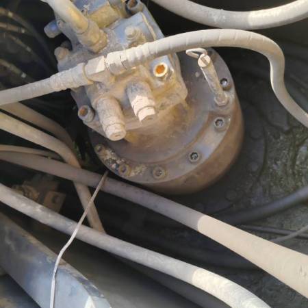 住友SH360HD-5履带式挖掘机