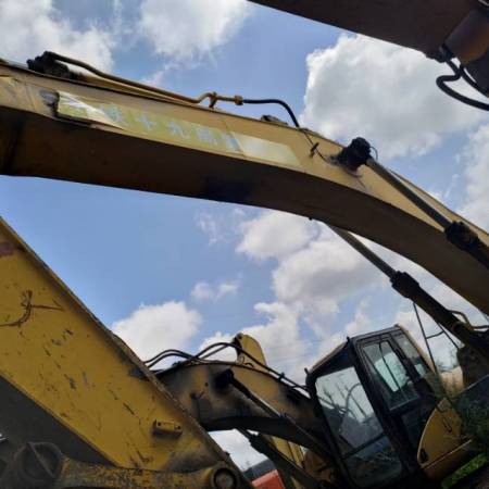 住友SH360HD-5履带式挖掘机