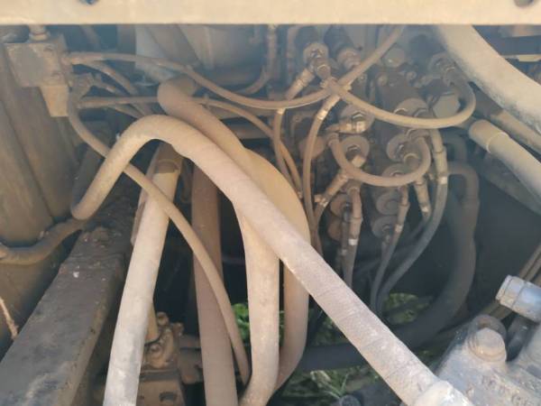 住友SH360HD-5履帶式挖掘機