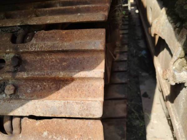 現(xiàn)代R110-7履帶式挖掘機