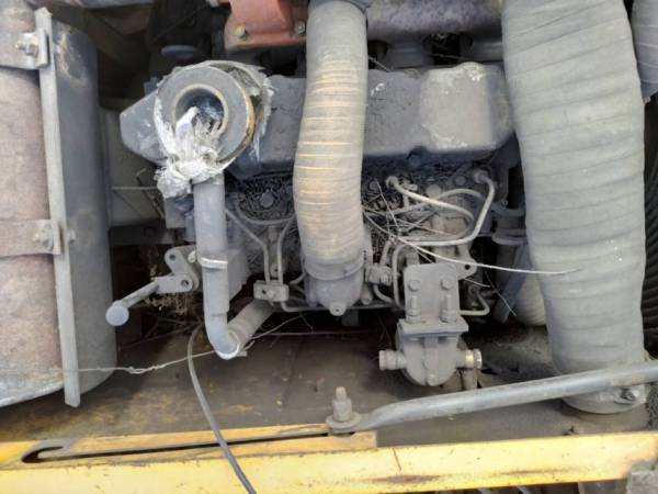 現(xiàn)代R110-7履帶式挖掘機