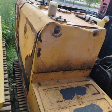 现代R110-7履带式挖掘机