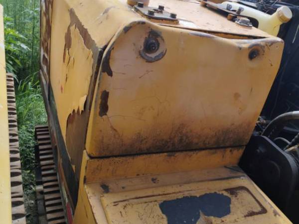 現(xiàn)代R110-7履帶式挖掘機