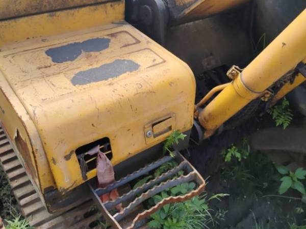 現(xiàn)代R110-7履帶式挖掘機