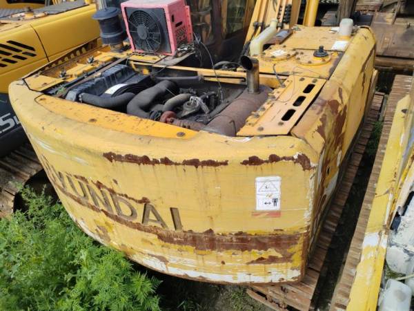 現(xiàn)代R110-7履帶式挖掘機