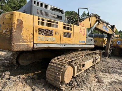 徐工XE470履帶式挖掘機