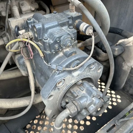 徐工XE470履带式挖掘机