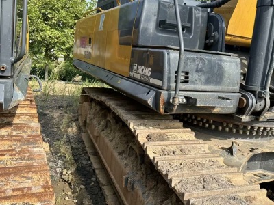徐工XE550DK履帶式挖掘機
