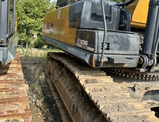 徐工XE550DK履带式挖掘机