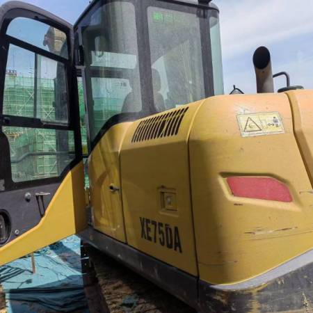 徐工XE75DA履带式挖掘机