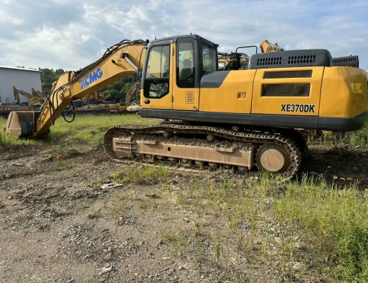 徐工XE370D履带式挖掘机