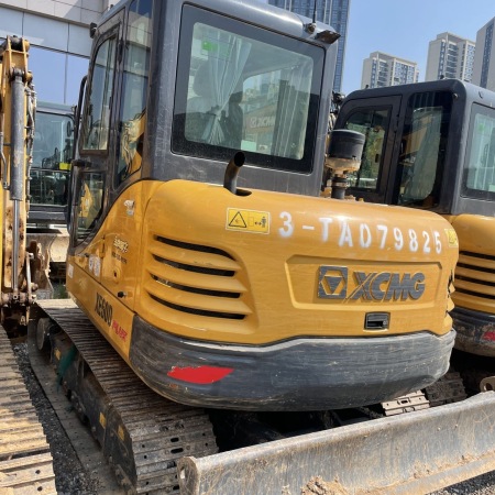 徐工XE60D履带式挖掘机