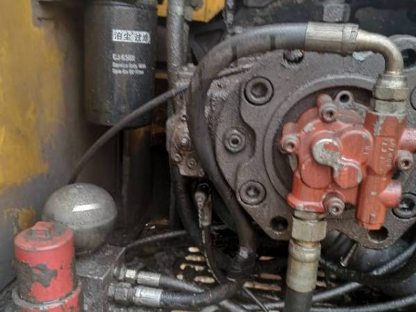 徐工XE250履帶式挖掘機(jī)