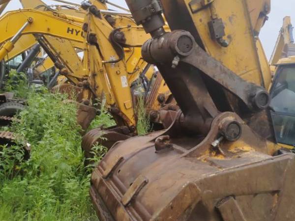 徐工XE250履帶式挖掘機(jī)