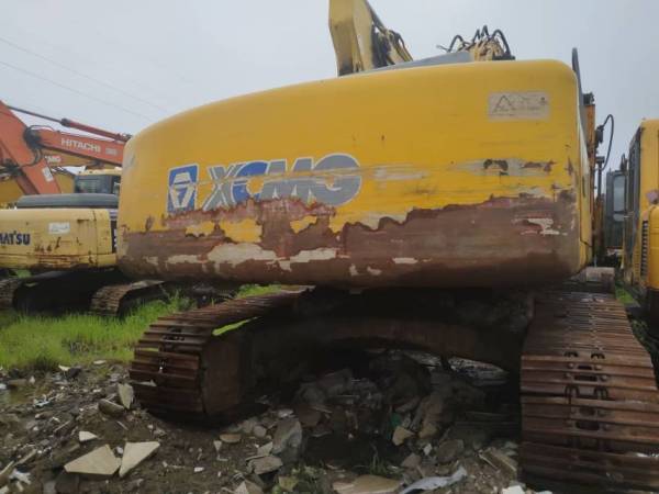 徐工XE250履帶式挖掘機(jī)