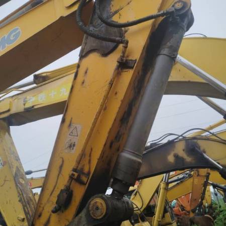 徐工XE250履带式挖掘机