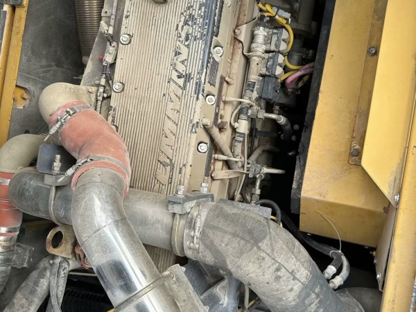 徐工XE470D履帶式挖掘機