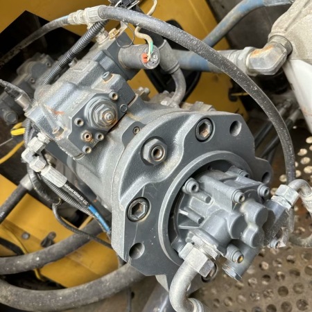 徐工XE470D履带式挖掘机