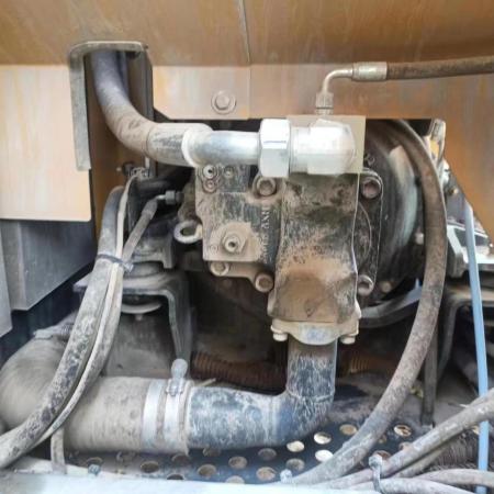 徐工XE75DA履带式挖掘机