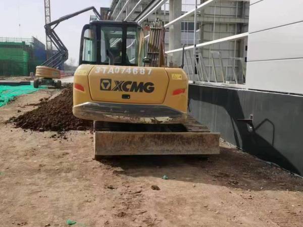 徐工XE75DA履帶式挖掘機