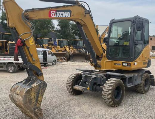 徐工XE60WD轮式挖掘机