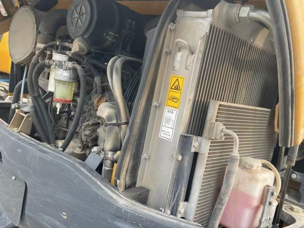 徐工XE60WD輪式挖掘機(jī)