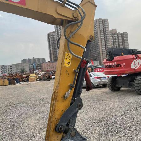 徐工XE60WD轮式挖掘机