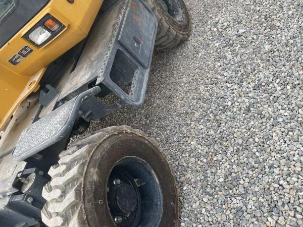 徐工XE60WD輪式挖掘機(jī)