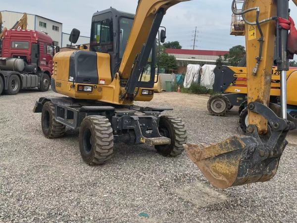 徐工XE60WD輪式挖掘機(jī)