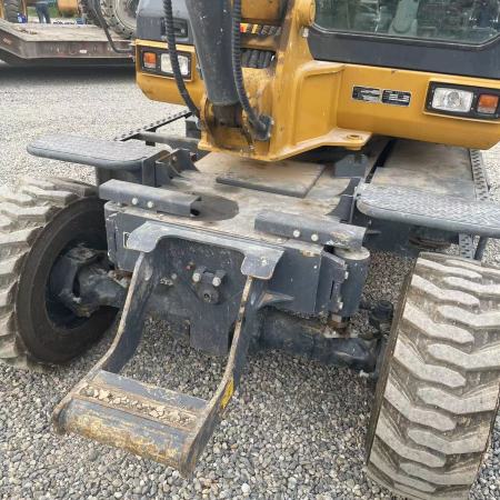 徐工XE60WD轮式挖掘机