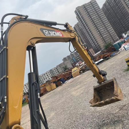 徐工XE60WD轮式挖掘机