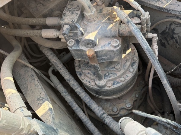 徐工XE215DA履帶式挖掘機