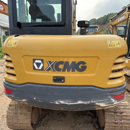 徐工XE55DA履带式挖掘机