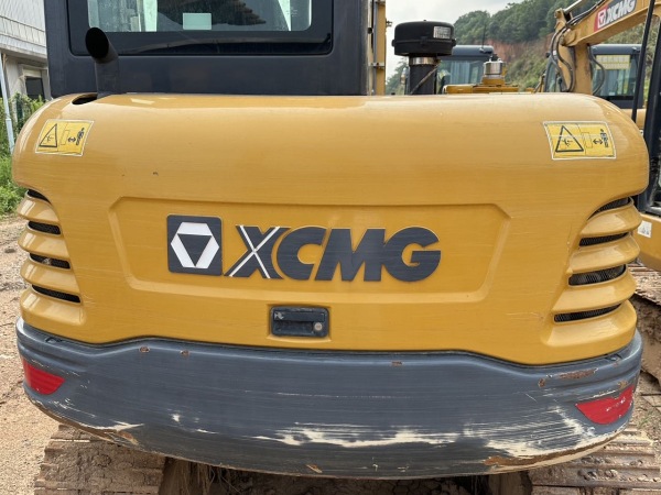 徐工XE55DA履帶式挖掘機(jī)