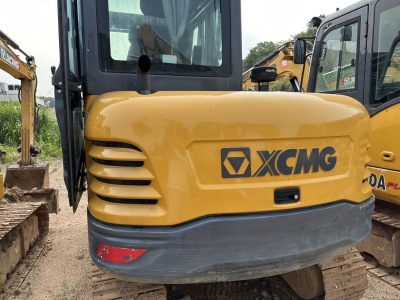 徐工XE55DA履帶式挖掘機