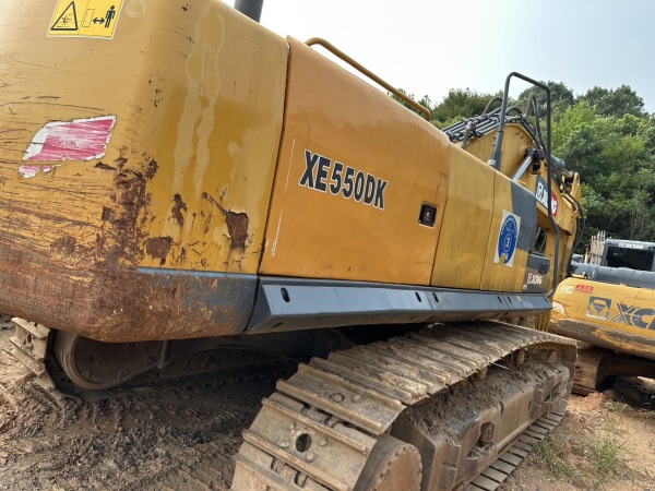 徐工XE490D履帶式挖掘機