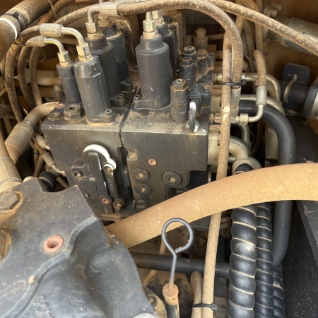 徐工XE200DA履带式挖掘机