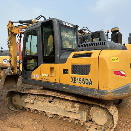 徐工XE135D履带式挖掘机